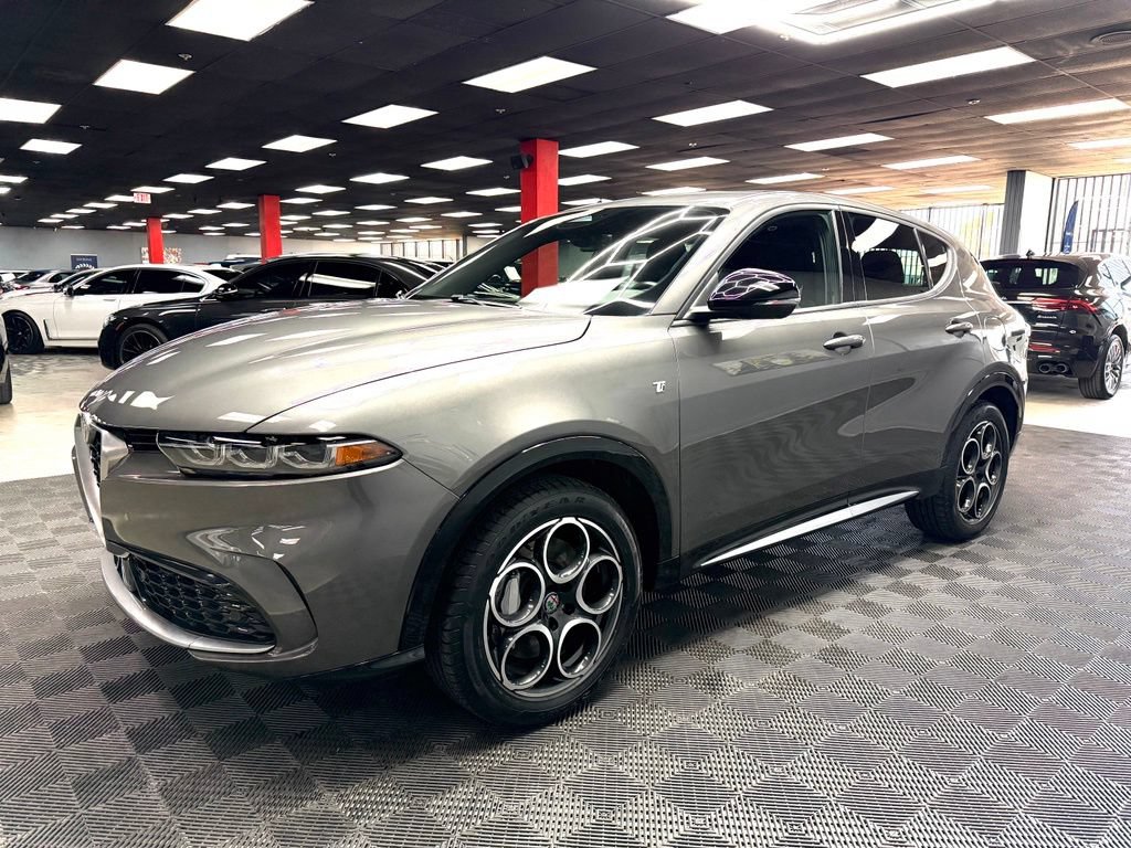 Used 2024 Alfa Romeo Tonale Ti AWD/4WD image 8
