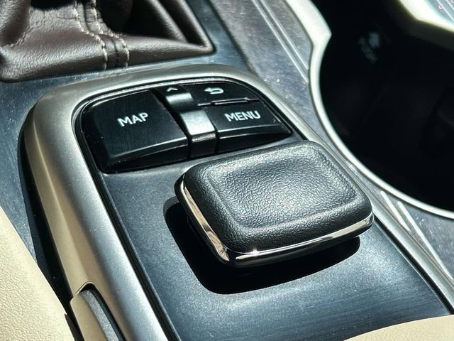 Used 2017 Lexus RX 450h AWD w/ Luxury Package image 34