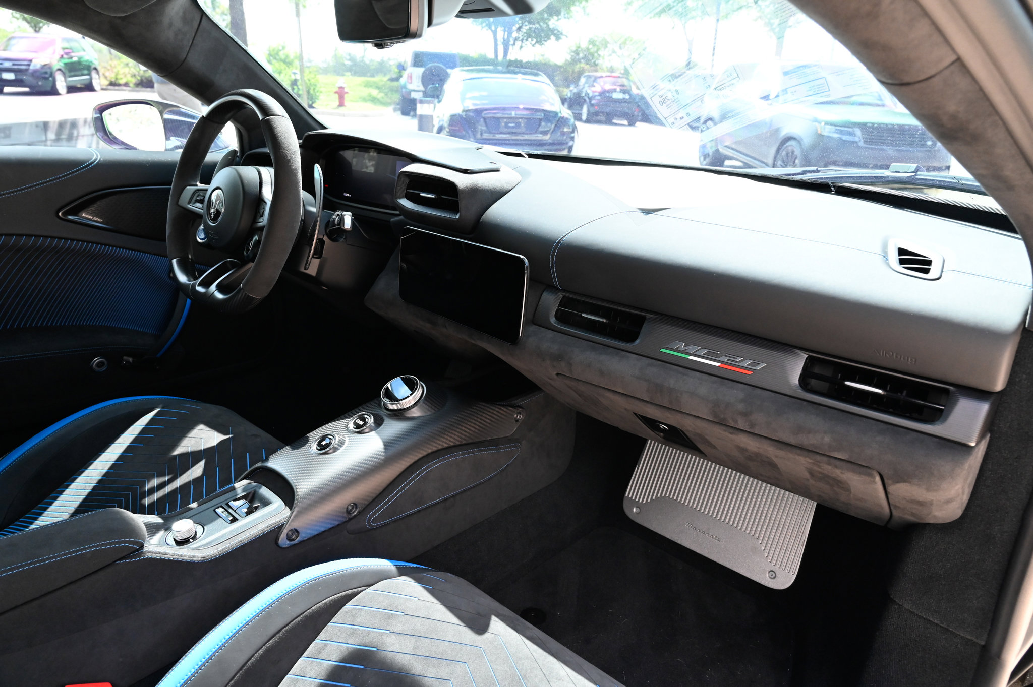 Used 2023 Maserati MC20 Coupe RWD image 49