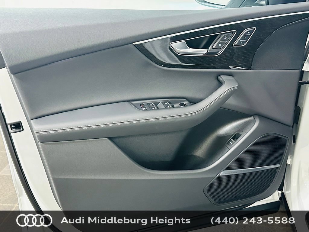 Certified 2026 Audi Q8 Premium Plus AWD/4WD image 31