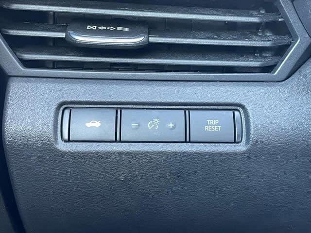 Used 2024 Nissan Altima 2.5 SV image 19