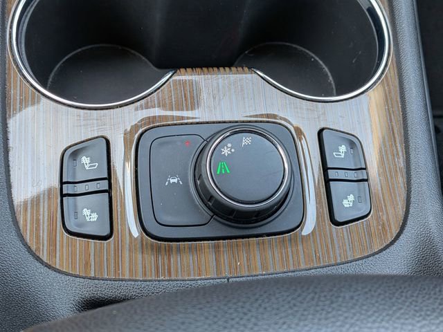 Used 2023 GMC Acadia SLE w/ Driver Convenience Package image 27