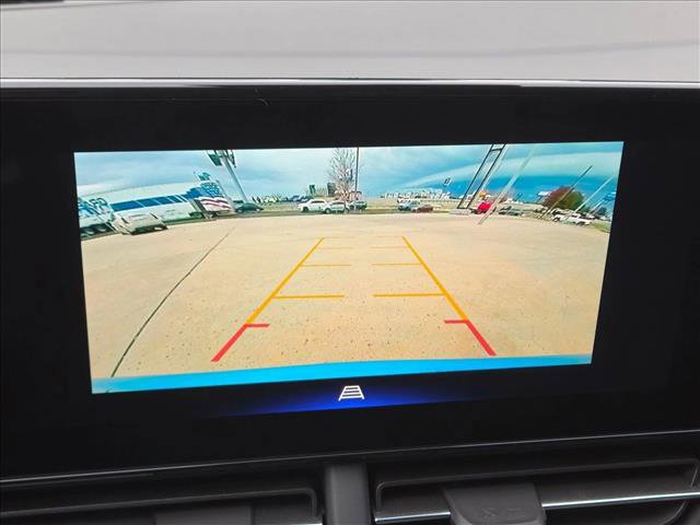 New 2026 Chevrolet Trax RS w/ Sunroof Package image 13