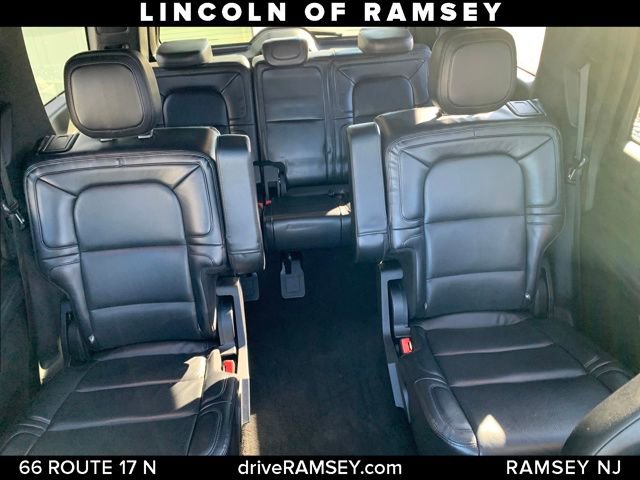Used 2021 Lincoln Navigator Reserve w/ Luxury Package image 15