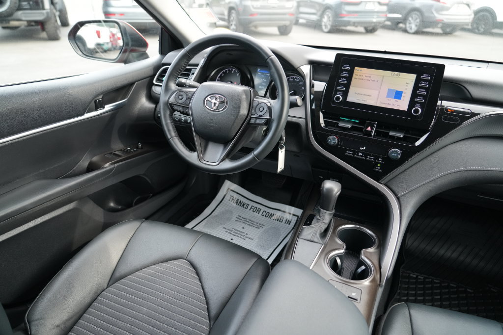 Used 2023 Toyota Camry SE FWD image 23