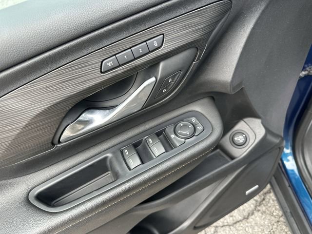 Used 2020 GMC Terrain SLT w/ Preferred Package image 17