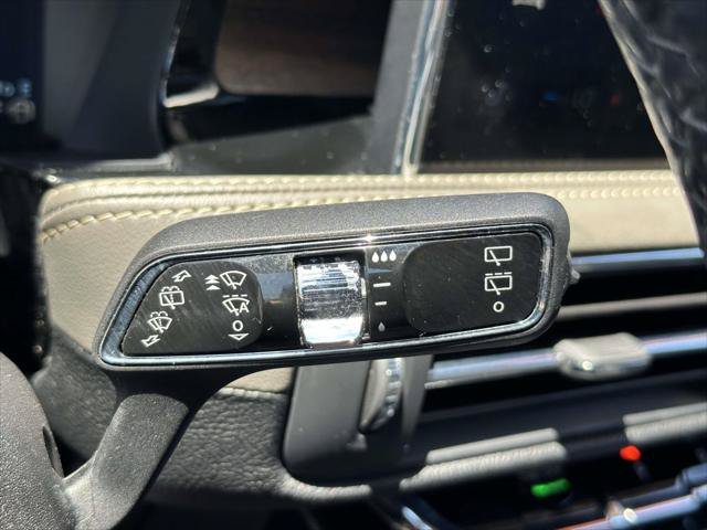 Used 2023 Lincoln Corsair Reserve w/ Equipment Group 201A AWD/4WD image 36