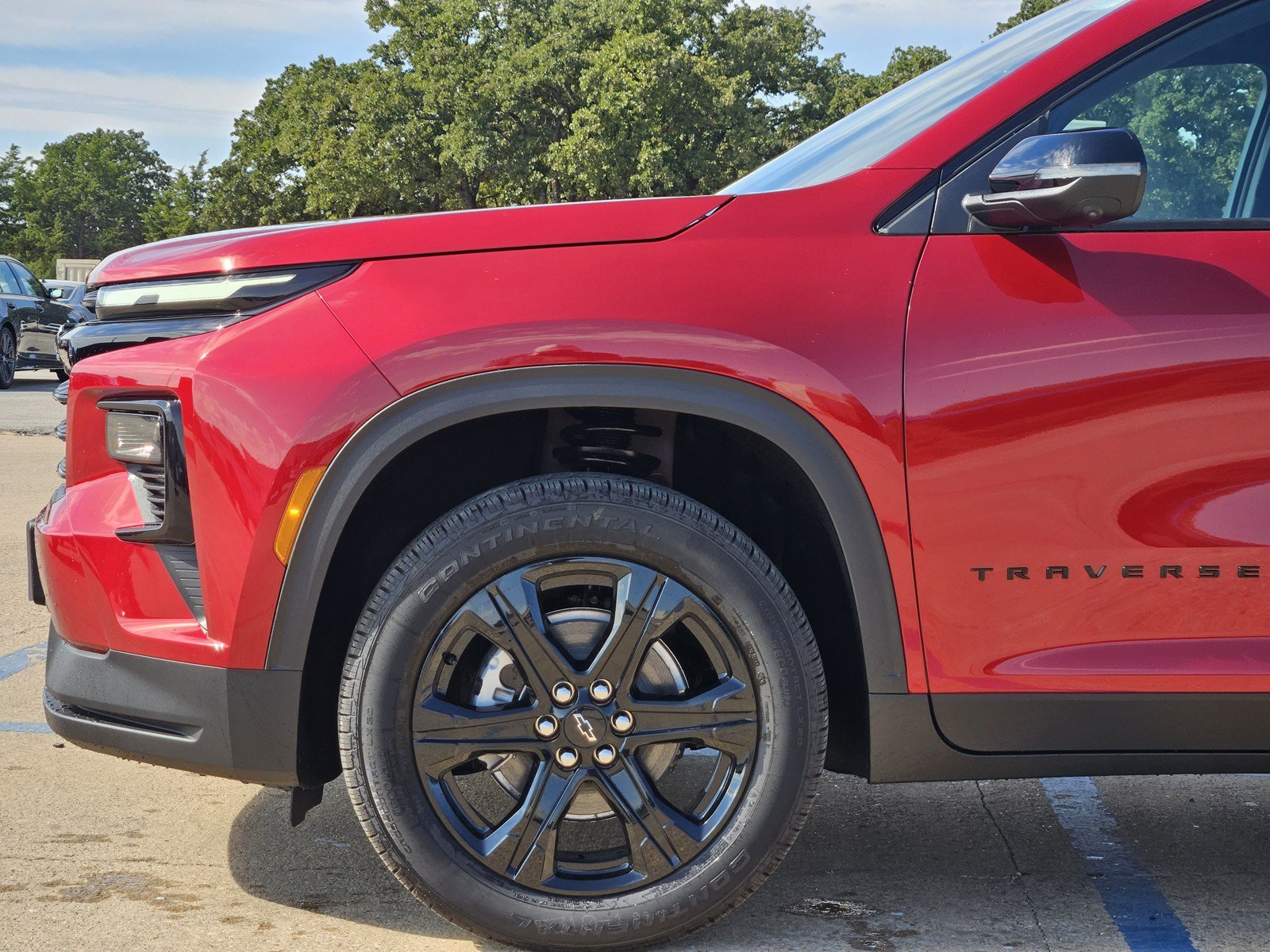 New 2027 Chevrolet Traverse LT w/ Midnight/Sport Edition FWD image 6