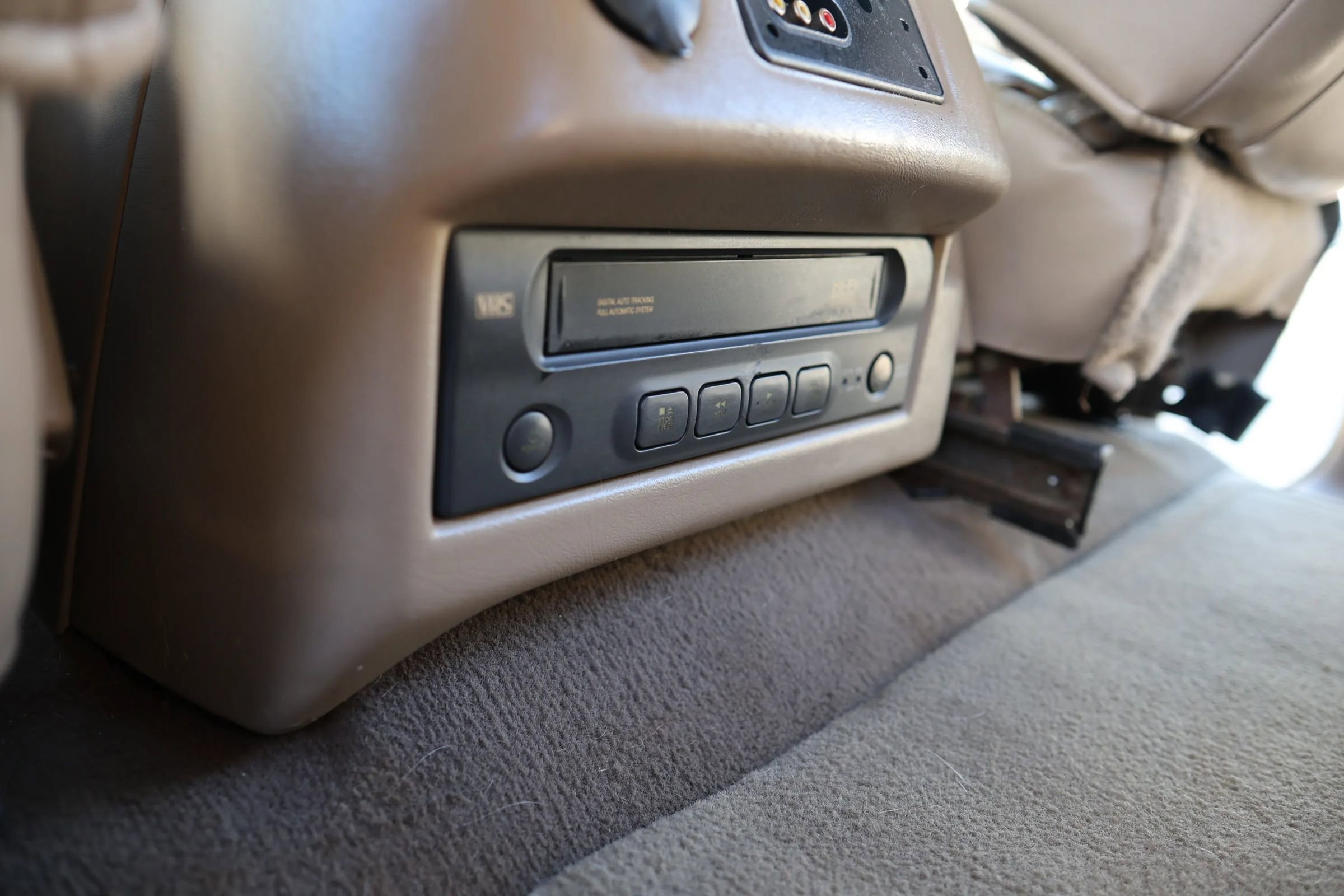 Used 2002 Ford Excursion Limited image 33