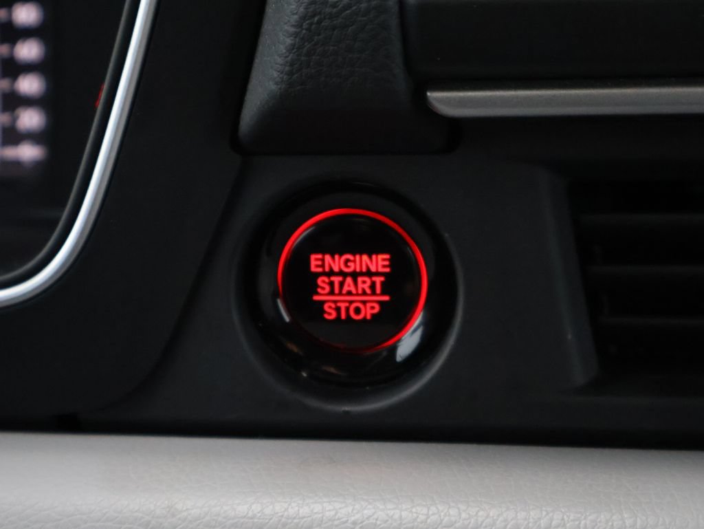 Used 2025 Honda Pilot Elite image 34