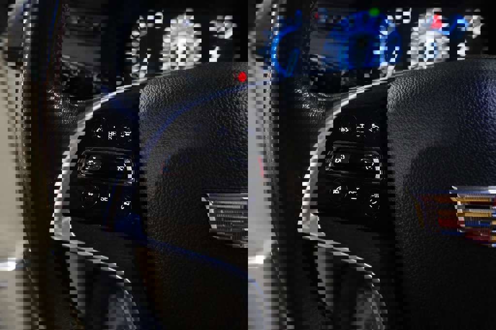 Used 2019 Cadillac Escalade ESV Luxury image 39