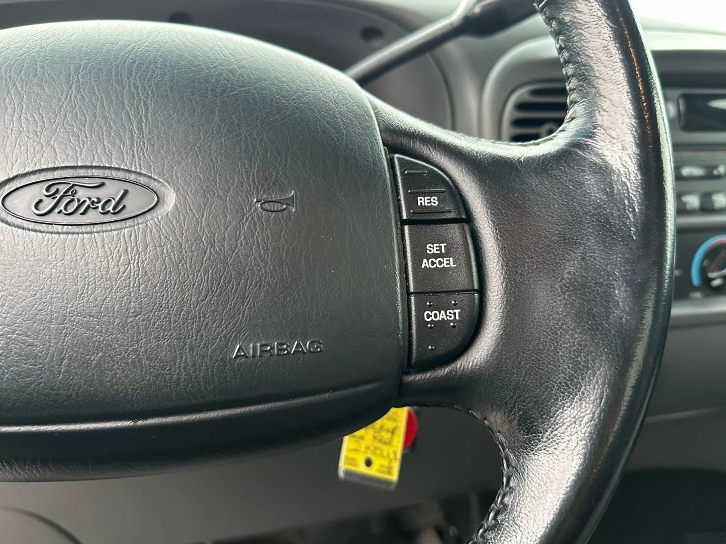 Used 2000 Ford F150 XL image 22