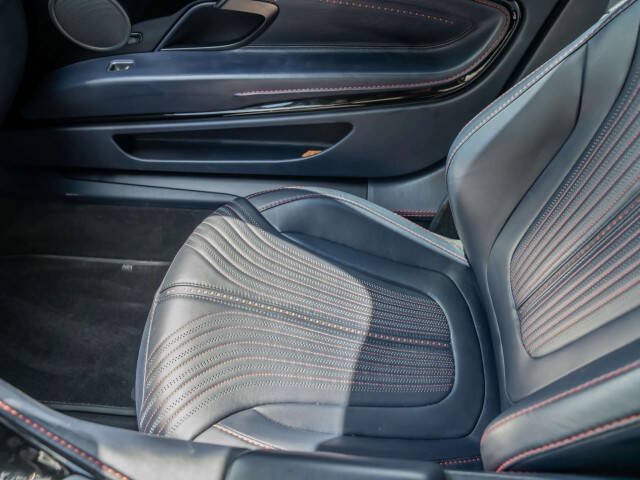 Used 2017 Aston Martin DB11 V12 RWD image 13
