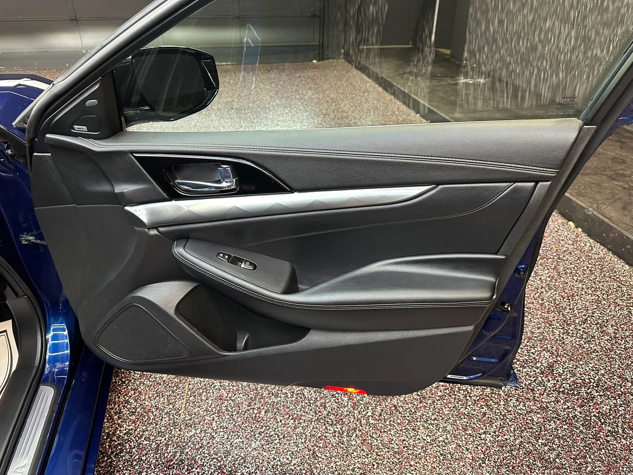 Used 2020 Nissan Maxima 3.5 SL w/ Floor Mat Group FWD image 33