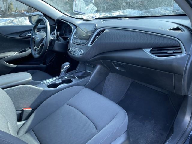 Used 2024 Chevrolet Malibu LT w/ Midnight Edition image 28