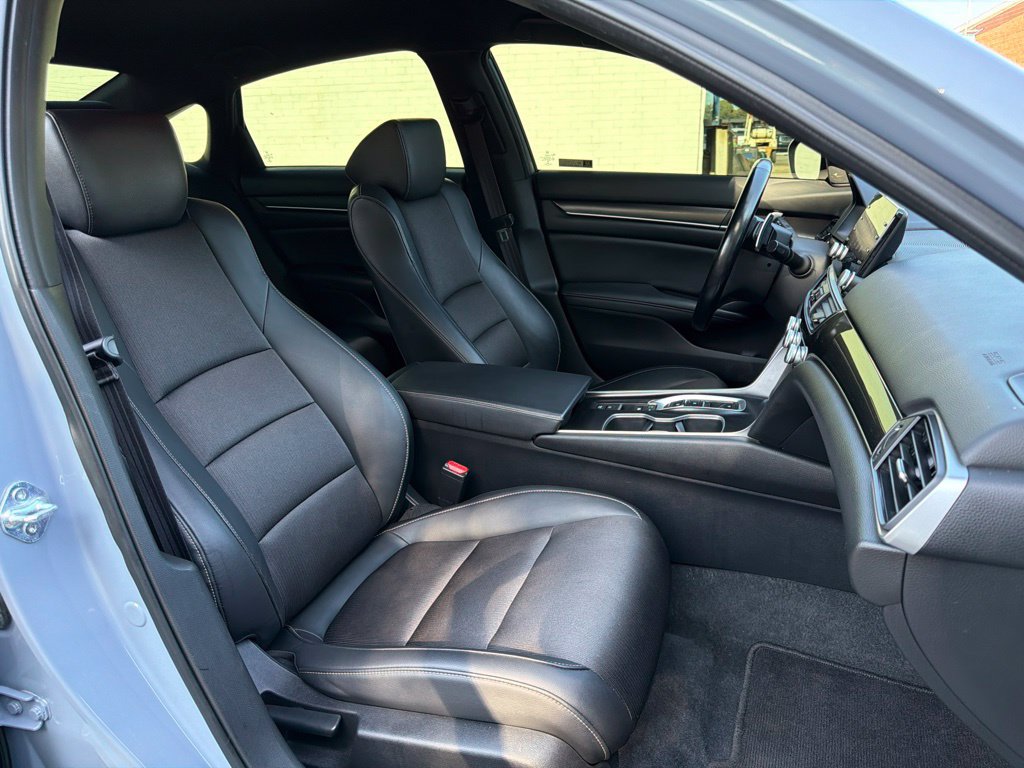 Used 2022 Honda Accord Sport image 13