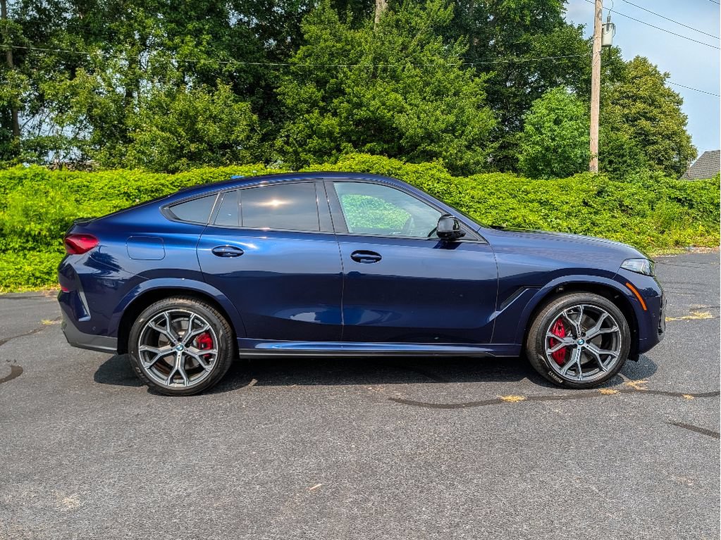 Used 2024 BMW X6 M60i w/ Dynamic Handling Package AWD/4WD image 4