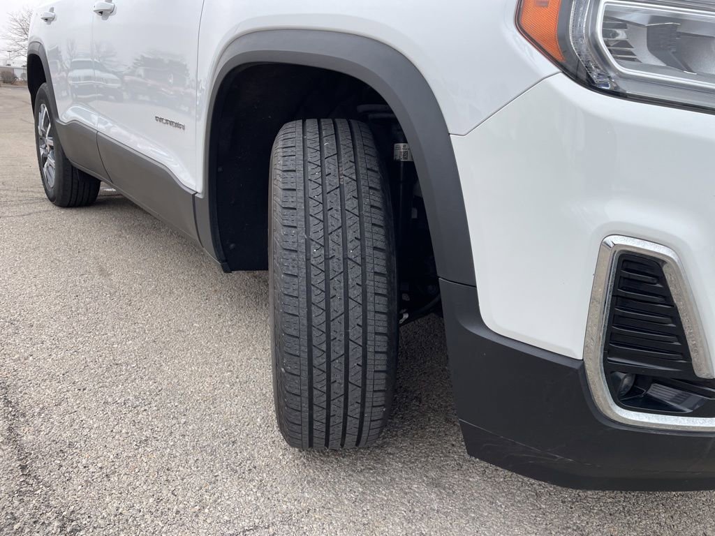 Used 2023 GMC Acadia SLT image 18