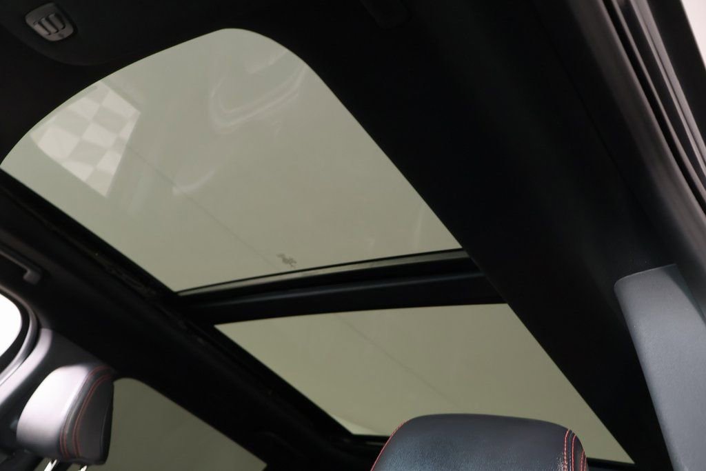 Used 2022 Ford Expedition Limited image 16