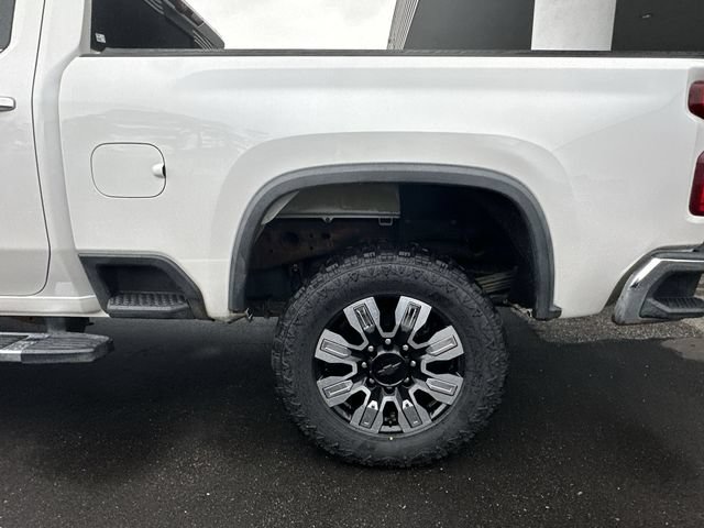 Used 2020 Chevrolet Silverado 2500 LTZ w/ LTZ Premium Package AWD/4WD image 10