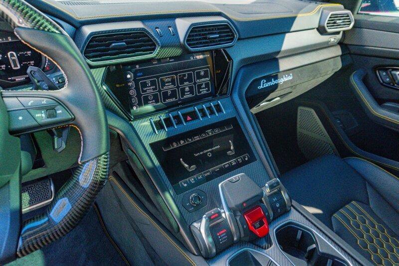 Used 2024 Lamborghini Urus Performante image 64