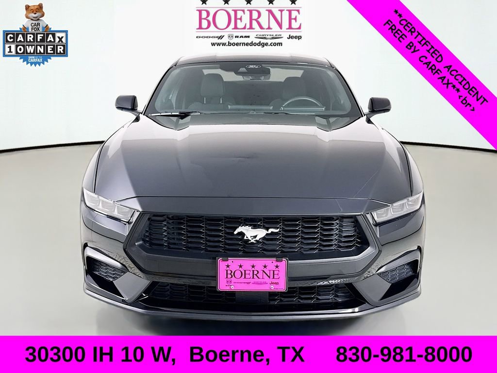 Used 2025 Ford Mustang EcoBoost image 2