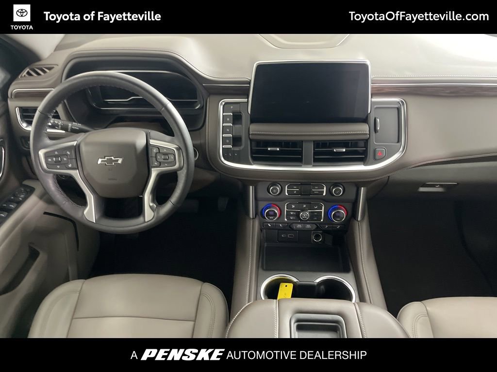 Used 2022 Chevrolet Tahoe Z71 w/ Luxury Package AWD/4WD image 5