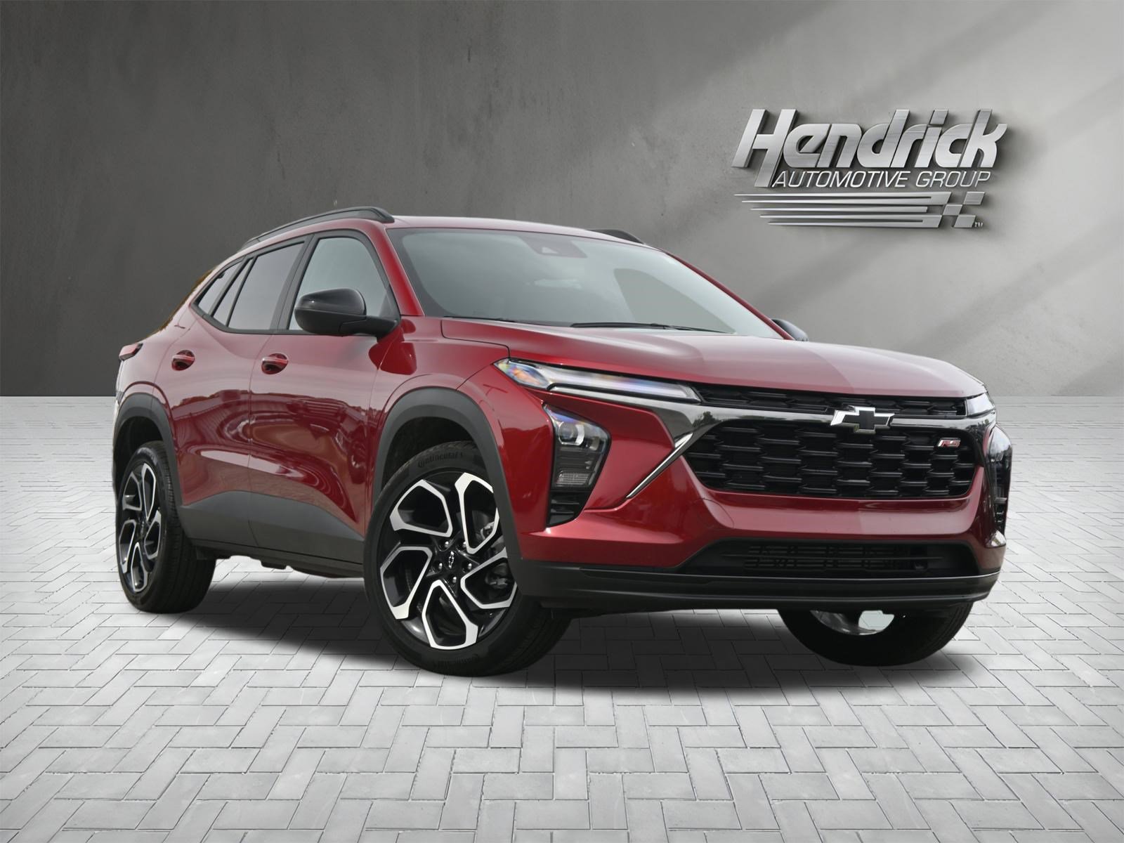 Used 2025 Chevrolet Trax RS w/ Sunroof Package image 2