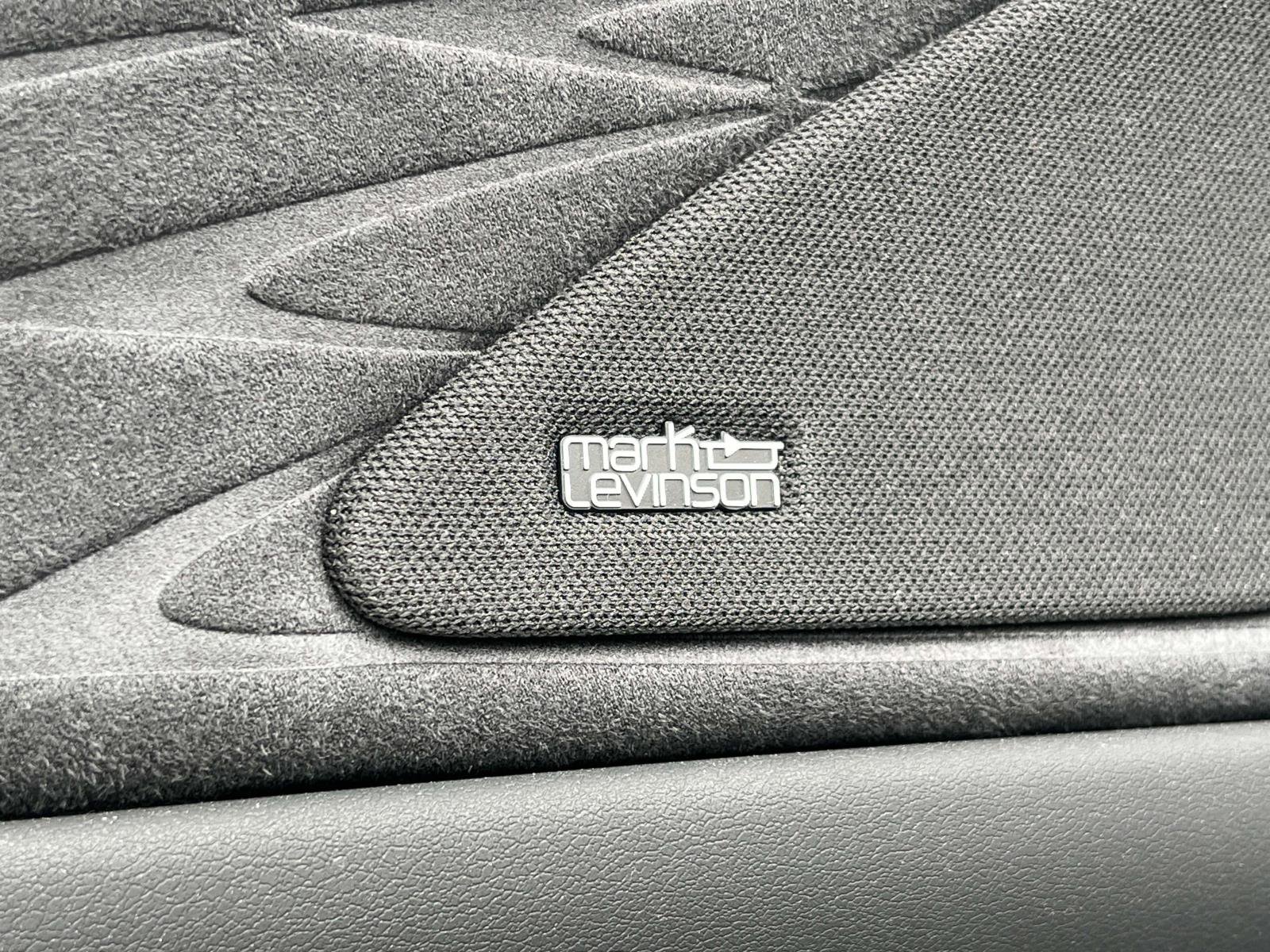 Used 2025 Lexus RX 500h F Sport w/ Convenience Package image 18
