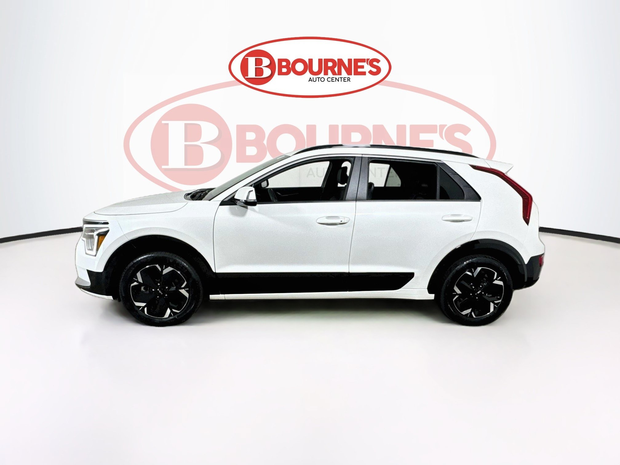 Used 2025 Kia Niro Wind w/ Wind Preserve Package FWD image 7
