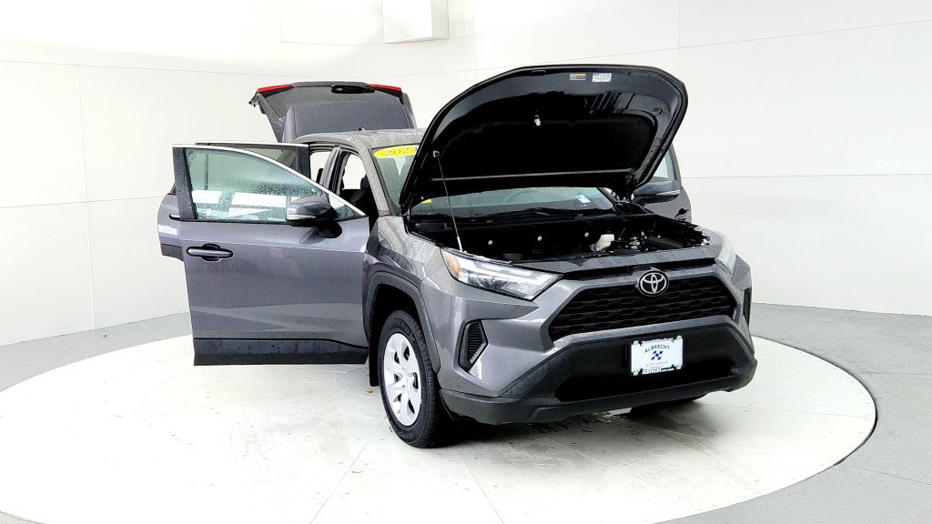 Certified 2024 Toyota RAV4 LE AWD/4WD image 9