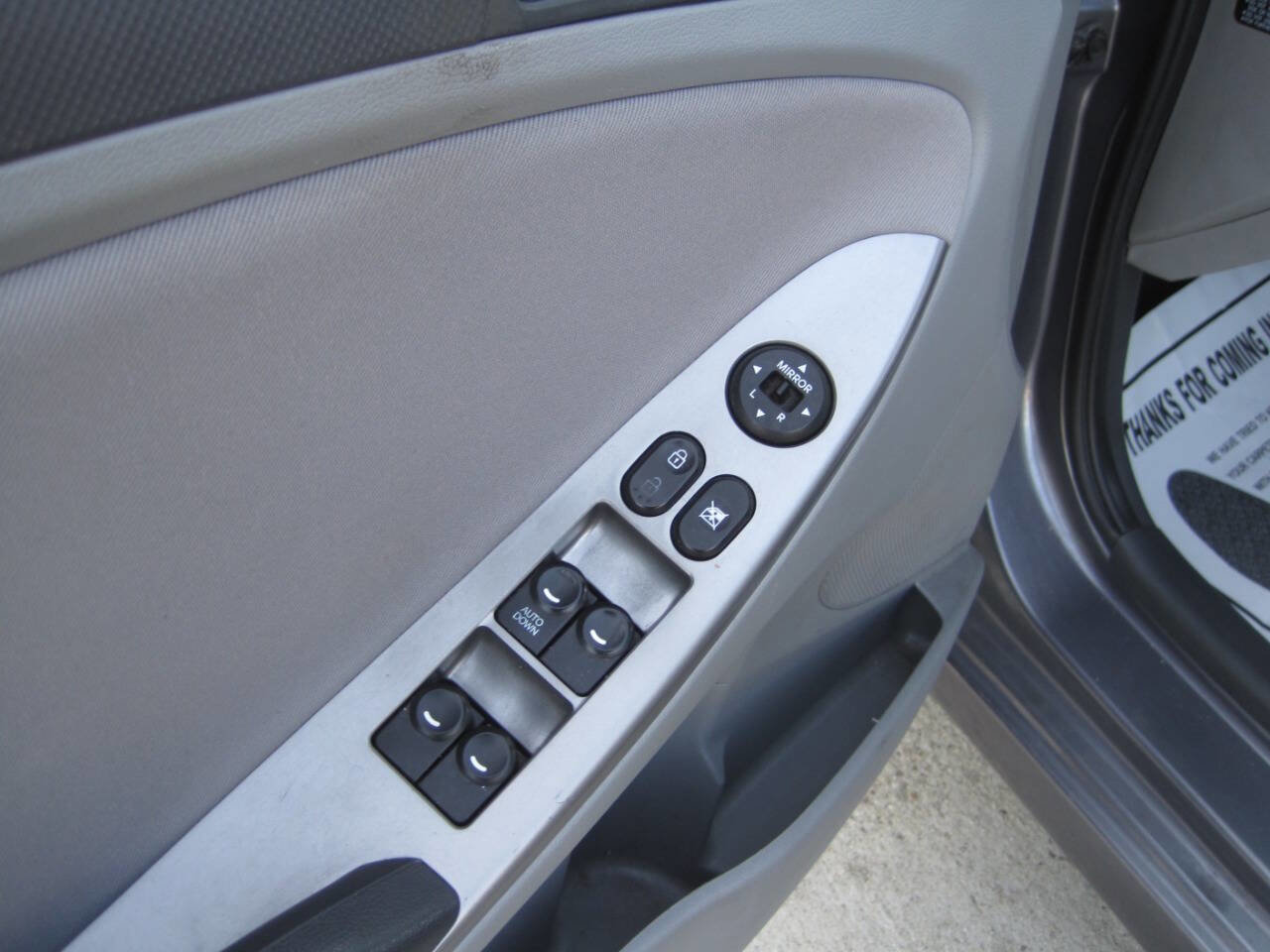Used 2017 Hyundai Accent Value Edition image 16