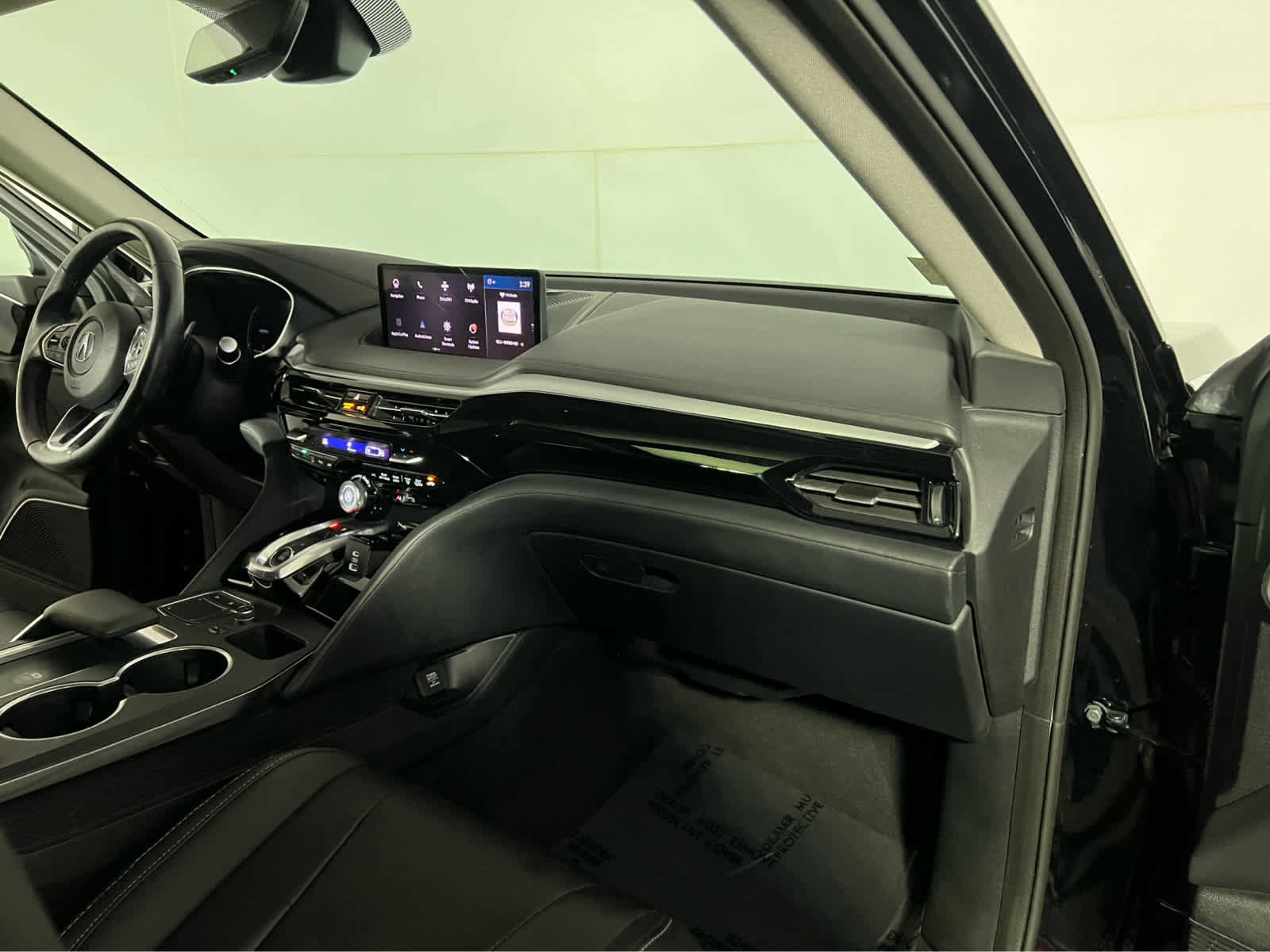 Certified 2023 Acura MDX SH-AWD w/ Technology Package image 31