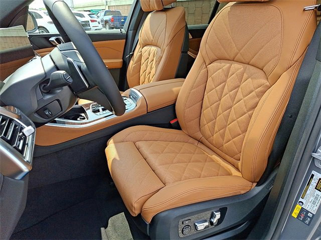 Certified 2026 BMW X5 xDrive50e image 9