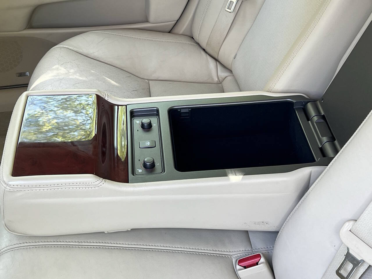 Used 2012 Lexus LS 460 AWD w/ Luxury Value Edition image 25