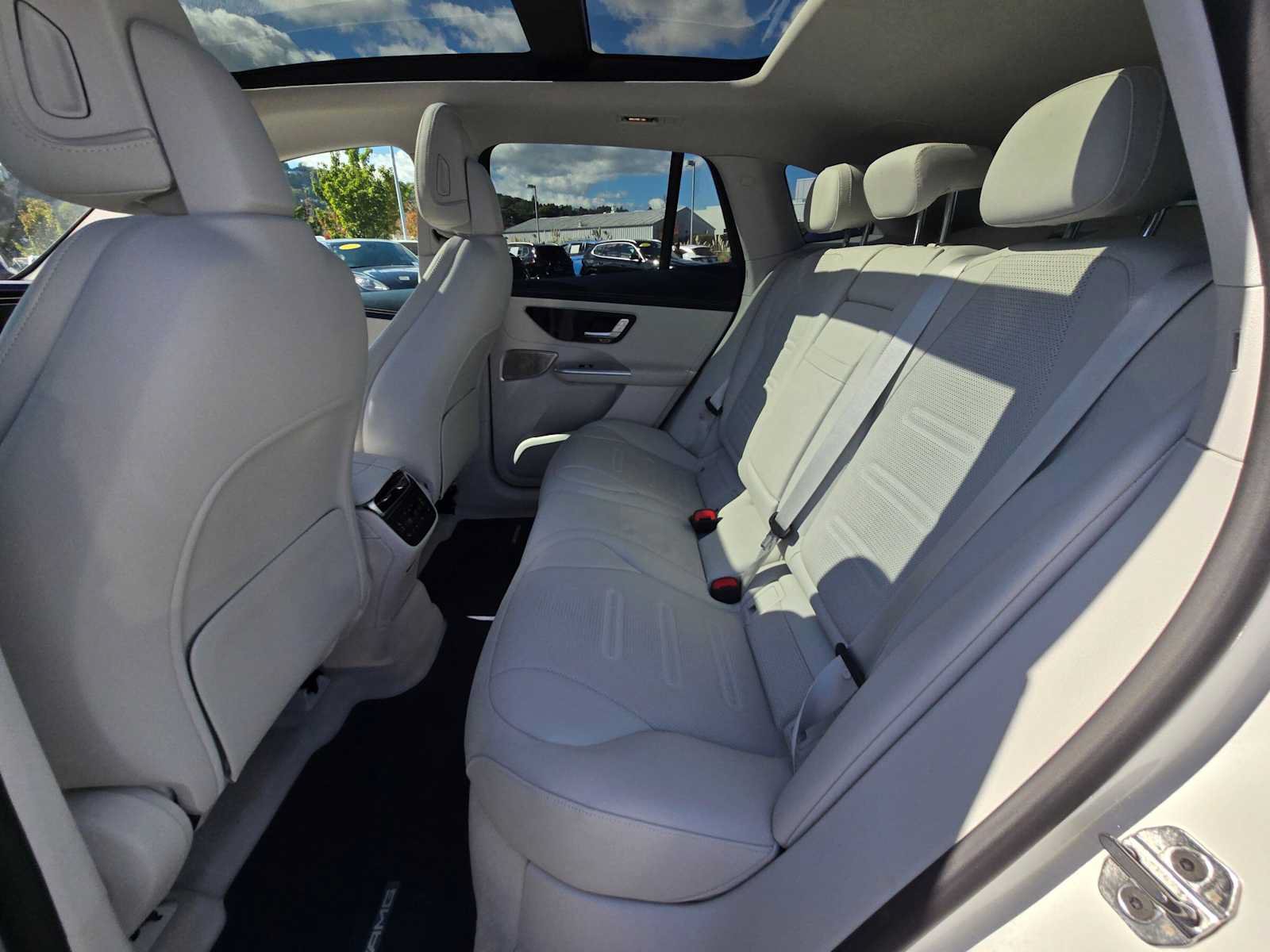 Used 2024 Mercedes-Benz EQE AMG 4MATIC SUV image 16