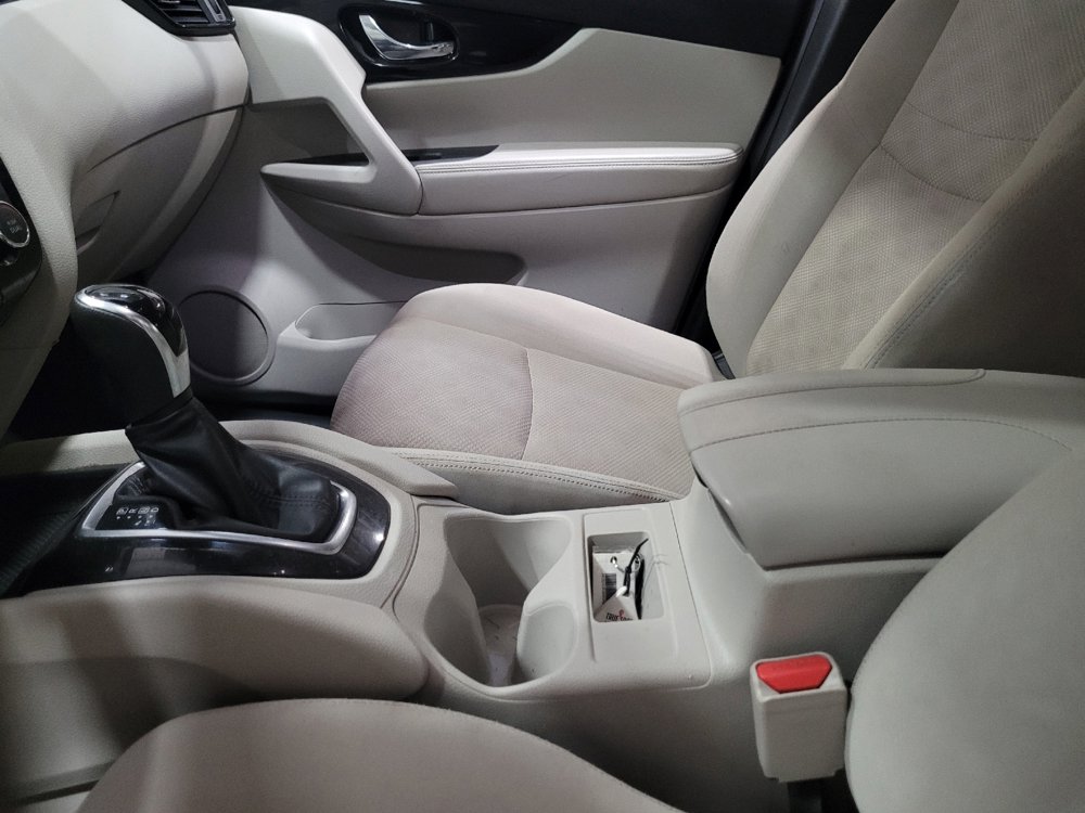 Used 2019 Nissan Rogue Sport SV AWD/4WD image 26