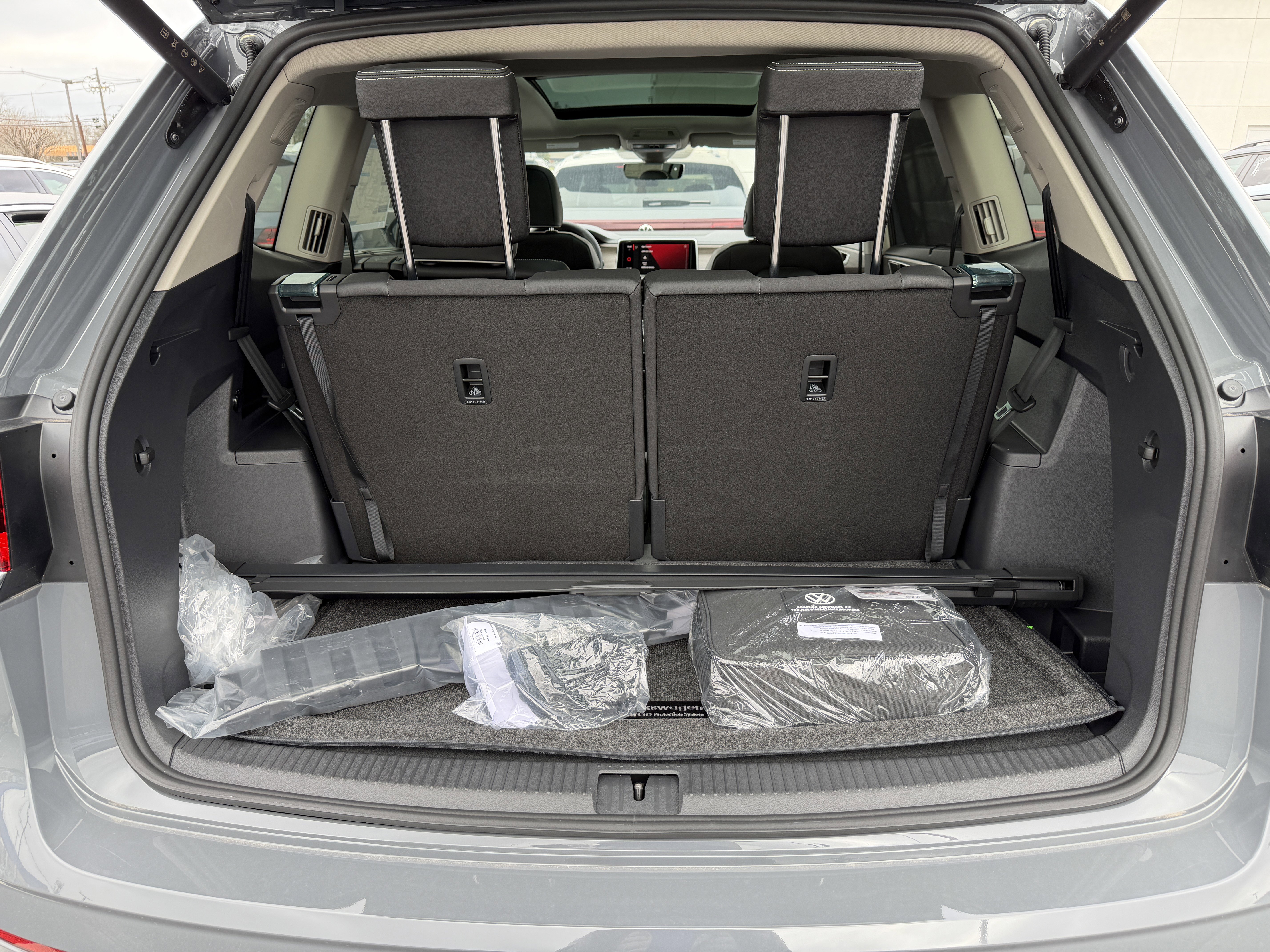 New 2026 Volkswagen Atlas SEL Premium R-Line image 29