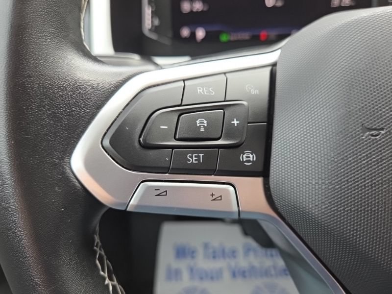 Used 2023 Volkswagen Atlas SE AWD/4WD image 32