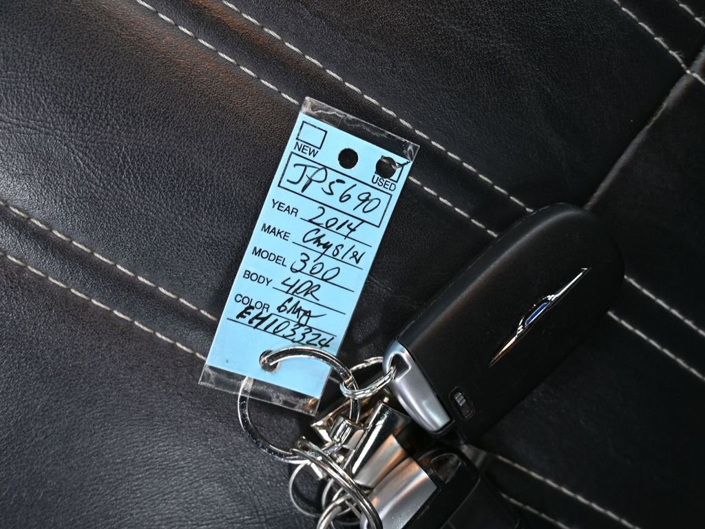 Used 2014 Chrysler 300 S image 13