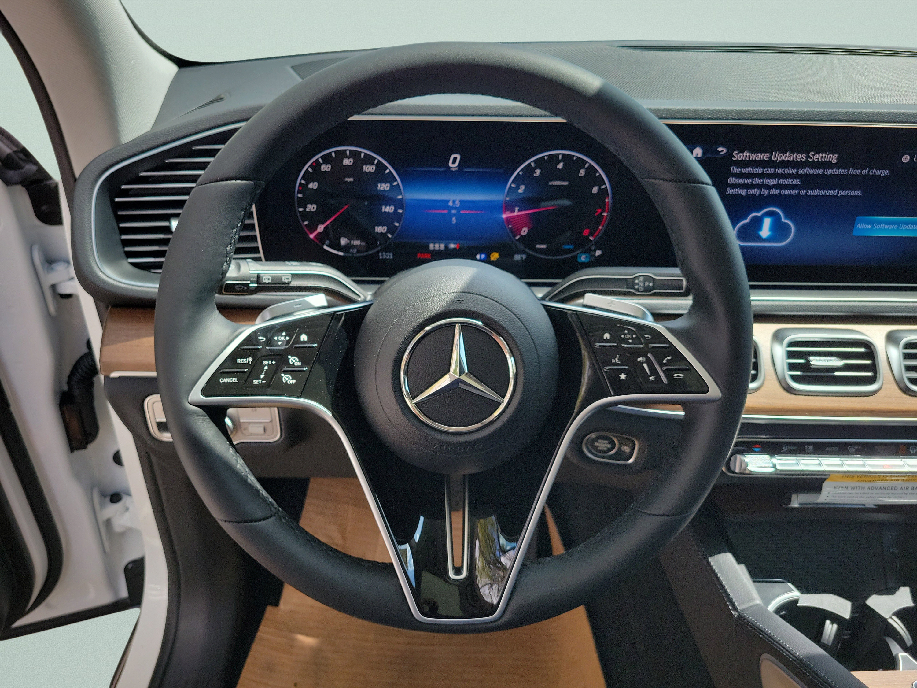 Certified 2026 Mercedes-Benz GLE 350 4MATIC image 23