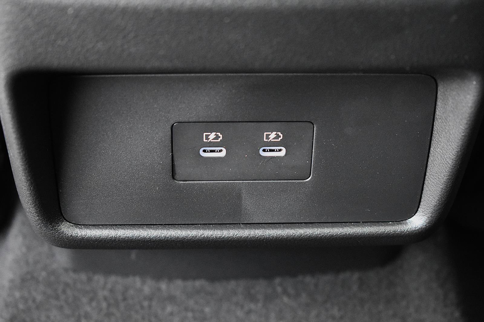 Used 2025 Nissan Rogue SV FWD image 19