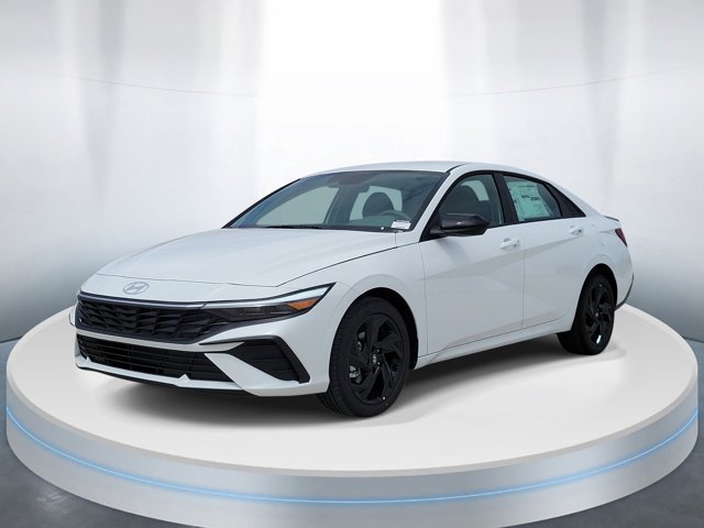 New 2026 Hyundai Elantra Sport FWD image 2
