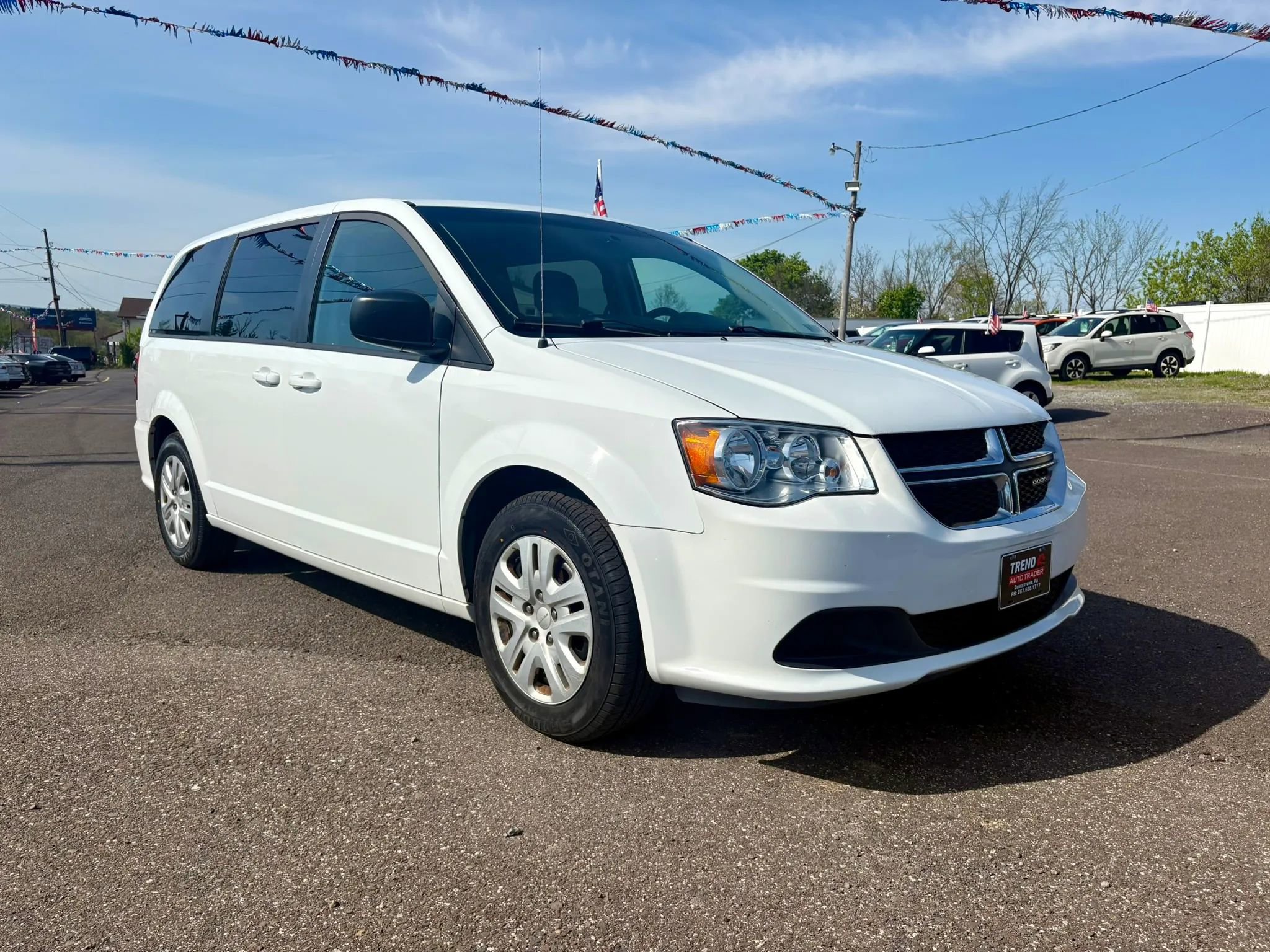 Used 2018 Dodge Grand Caravan SE FWD image 7