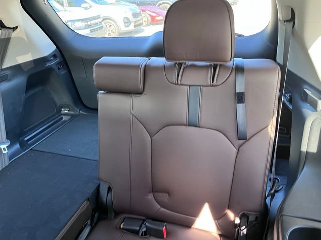 Used 2024 Honda Pilot Elite image 10