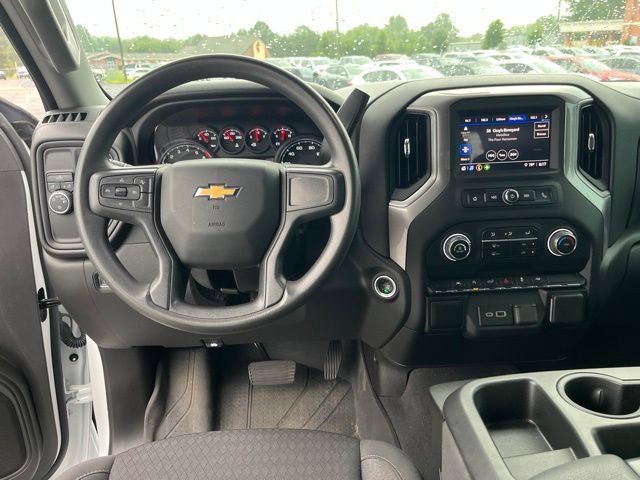 Used 2024 Chevrolet Silverado 1500 Custom RWD image 17
