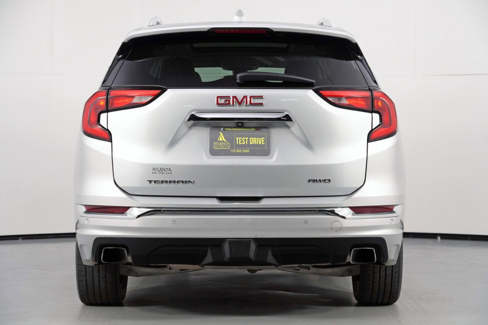 Used 2020 GMC Terrain Denali w/ GMC Pro Grade Package image 10