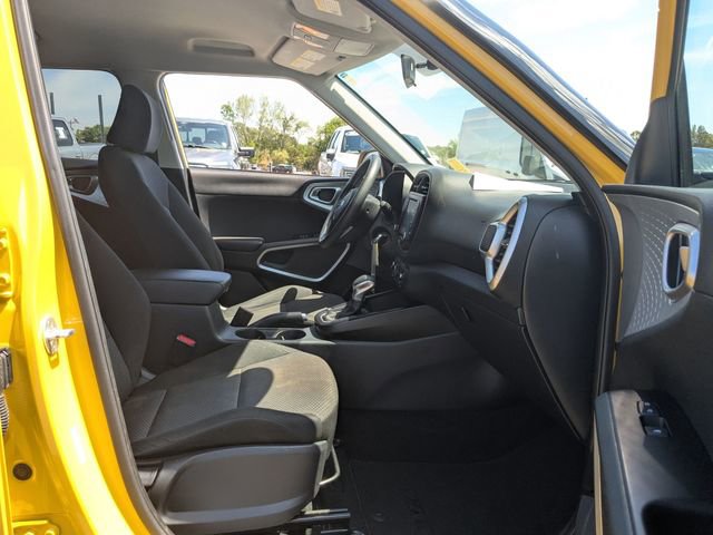 Used 2020 Kia Soul LX FWD image 23