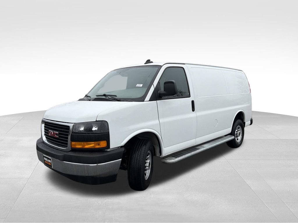 Used 2024 GMC Savana 2500 w/ Driver Convenience Package image 7