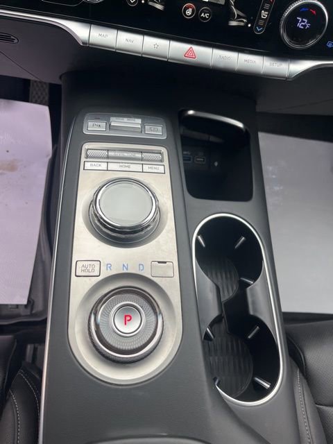 Used 2023 Genesis GV70 2.5T w/ Select Package image 16